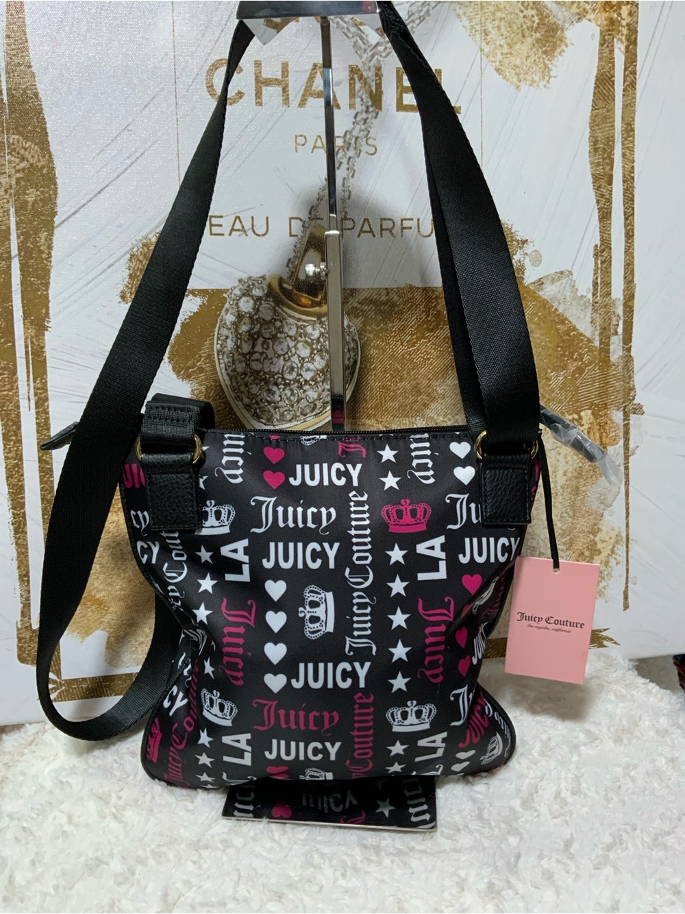 ⭐Juicy Couture Black and Pink Logo Print Crossbody Bag - Picture 2 of 5
